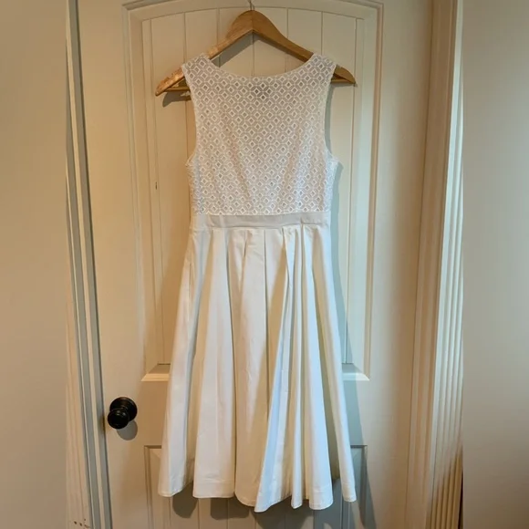 Anthropologie Colette Dinnigan White Pleated Trellis Dress Pockets Midi Size 2 - Picture 7 of 11